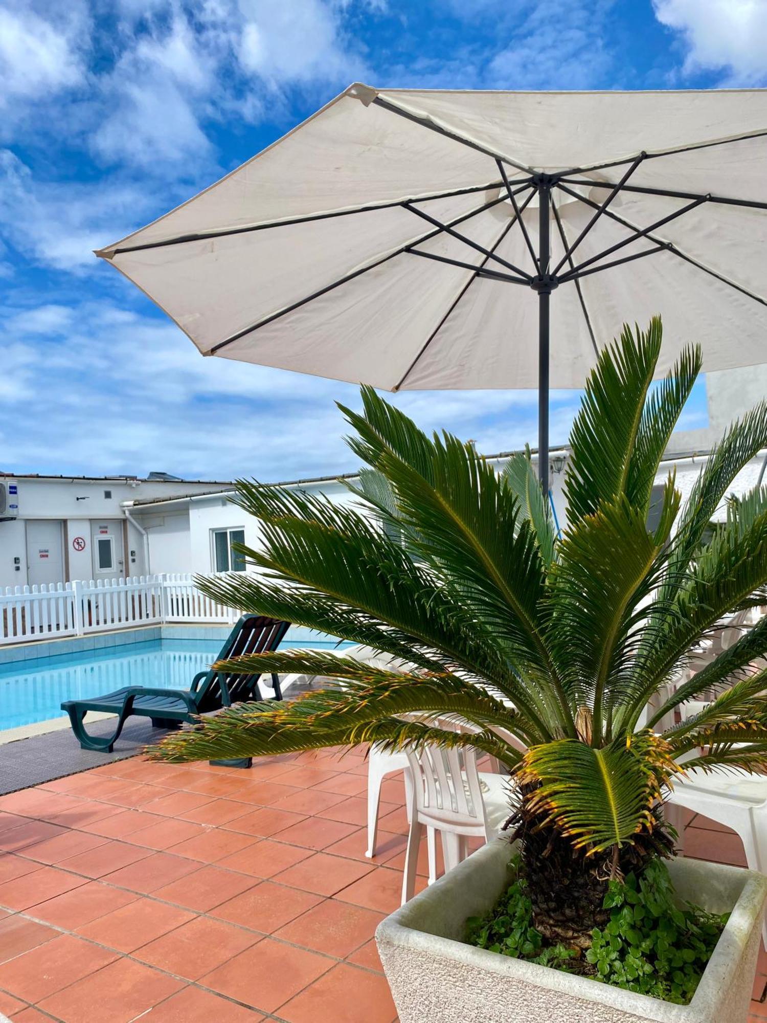 Live, Laugh, Love Beach Guest Home With Ac Madalena  Eksteriør billede
